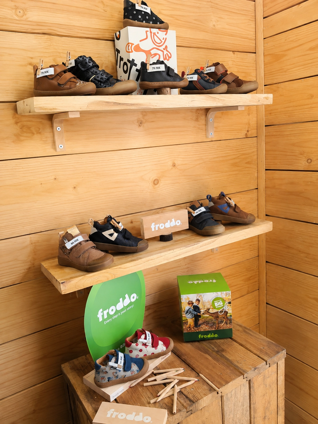 Chaussures enfant dans notre boutique de chaussures à Ruelle-sur-Touvre
